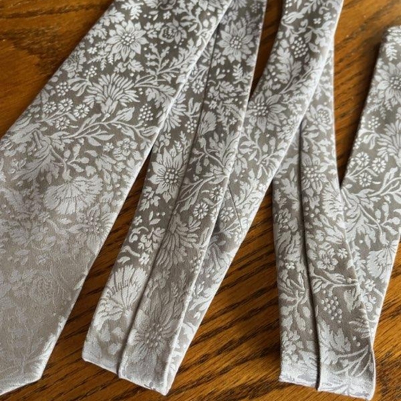 Vertu Italy Men's Tie - Picture 3 of 4